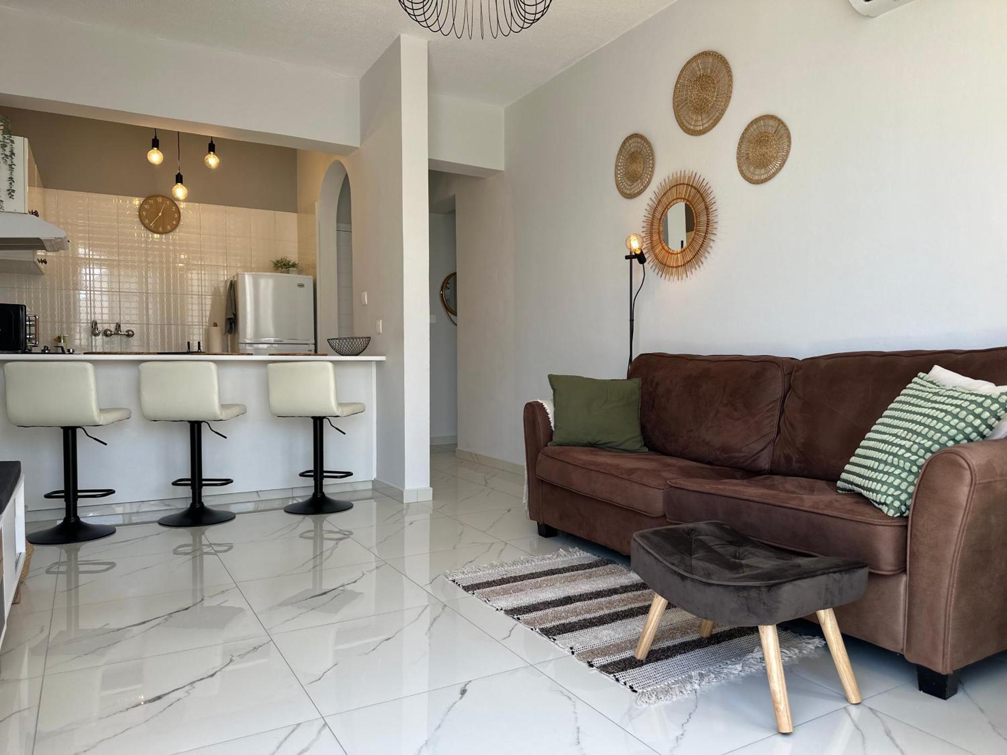 Sea View Apartment Near The Beach Paphos Exterior photo