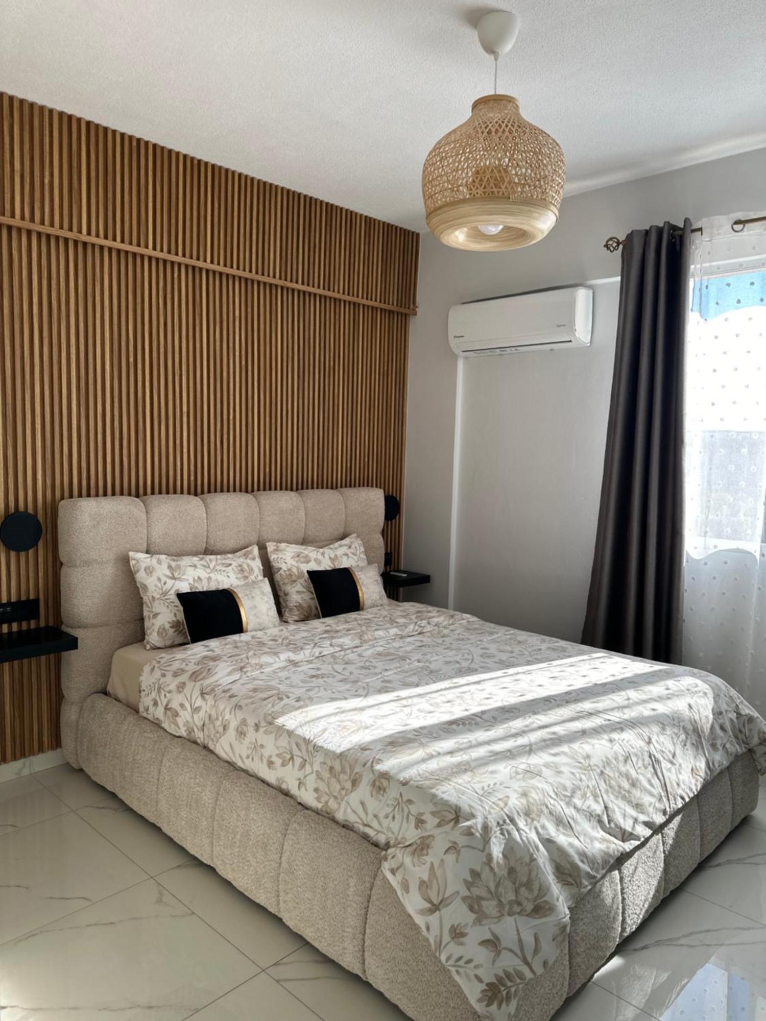 Sea View Apartment Near The Beach Paphos Exterior photo